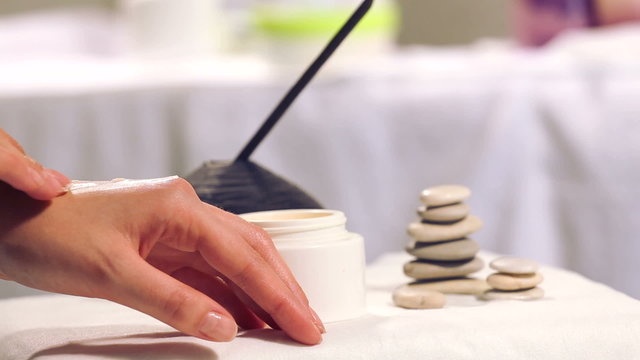 Hand Care in the beauty salon.