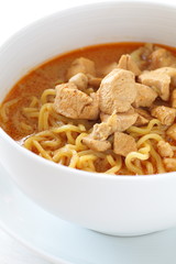 Hot and spicy Curry Noodle with chicken and vegetable