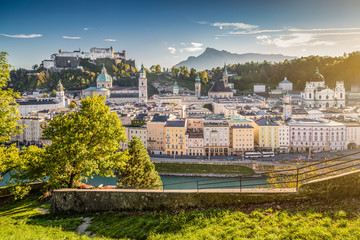 Obraz premium Historic city of Salzburg at sunset, Salzburger Land, Austria
