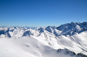 Obraz premium Alpine ski resort in Sölden in Otztal Alps, Tirol, Austria