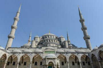 Fototapeta na wymiar Blue Mosque in Istanbul Turkey