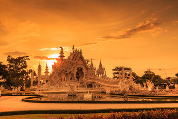 Obraz premium Wat Rong Khun in Chiangrai province of Thailand