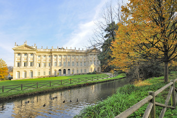 Milano Villa Reale - giardini di via Palestro