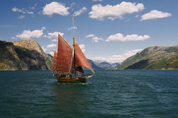 Fototapeta na wymiar Sailing regatta. Best sailboats.