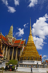 Fototapeta premium Touris and blue sky