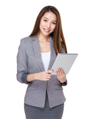Fototapeta premium Asian businesswoman use tablet