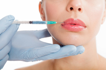Cosmetic injection in female lips
