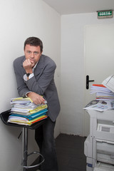 devant le photocopieur