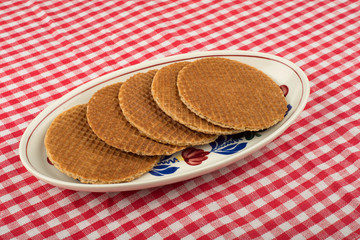 treacle wafers