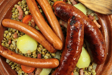 saucisses et lentilles