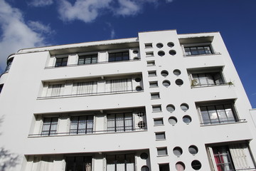 Immeuble moderne à Boulogne