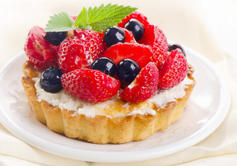 Fresh strawberry tart