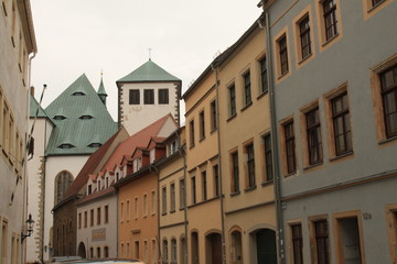 Obraz premium Freiberger Altstadtgasse mit Domblick