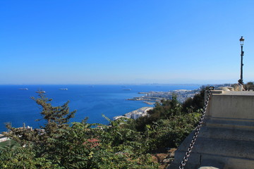 Alger vue de Notre Dame d'Afrique © Picturereflex
