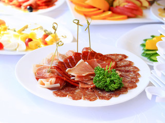 catering table set service