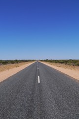Fototapeta premium The Stuart Highway from Adelaide to Darwin