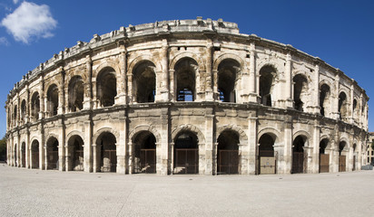 Fototapeta na wymiar Exterior of the Arena of Nîmes