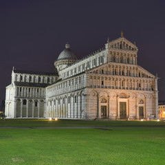 Fototapeta na wymiar Duomo di Pisa