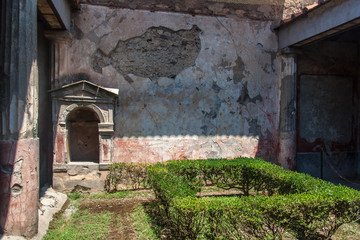 Fototapeta na wymiar Ruins of ancient city Pompeii