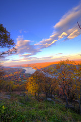 Fototapeta na wymiar Colorful fall scenery landscapes.
