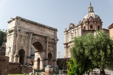 Fototapeta na wymiar Arch of Septimius Severus at the Roman Forum, Rome