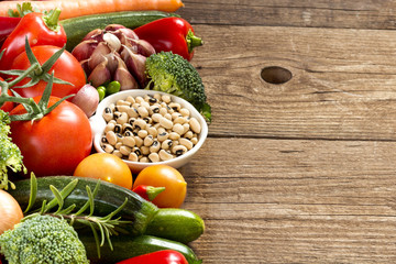 Black eyed peas and vegetables