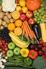 Obst, Früchte und Gemüse wie Apfel, Orange Hintergrund