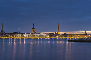 Fototapeta premium Night view on old city of Riga, Latvia