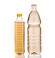 bottles of vinegar - 72982544