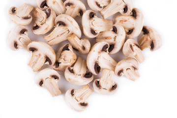 Sliced champignons.