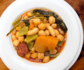 Berza Gaditana stew (Cadiz Cabbage). © Álvaro Germán Vilela