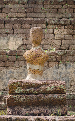 ruin buddha image