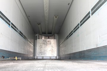 Ladefläche eines Kühlaufliegers