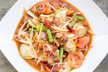 papaya salad with pickled shellfish