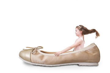 Bambina con scarpa ballerina