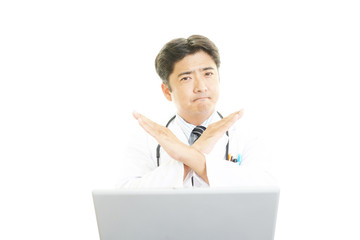 禁止の意思表示をする医師