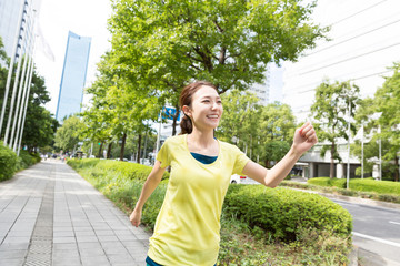 Fototapeta premium スポーツをする女性 