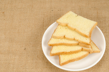 Slice crispy bread