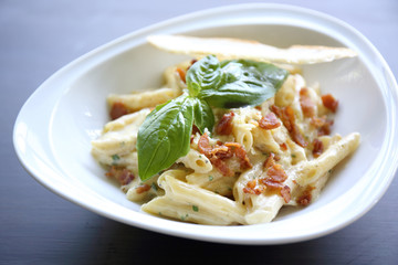 Spaghetti penne Carbonara