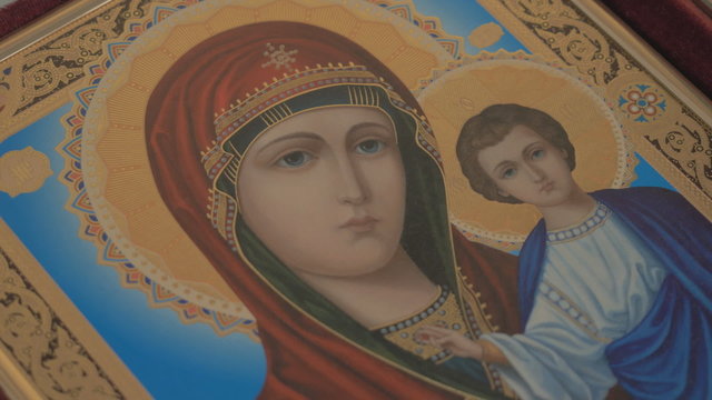 Madonna (Mary) of Jerusalem and a child (Jesus Christ) HD