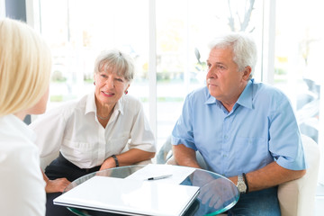 Obraz premium Selling insurance