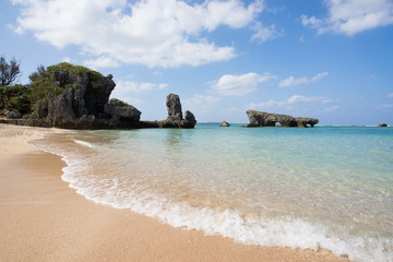 Fototapeta premium 沖縄のビーチ・真栄田ビーチ