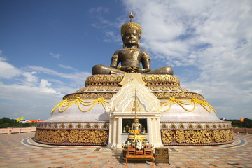 Phra Maha Thammarachathirat.