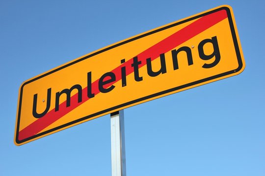 Deutsches Verkehrszeichen: Ende der Umleitung