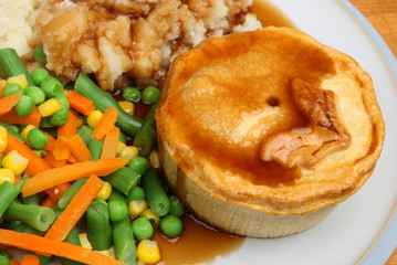 Steak Pie with Mash, Vegetables & Gravy