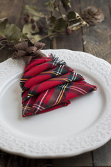 Christmas Dinner rustic, white plate and napkin green and red bo