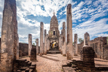 Wat Phra Sri Rattana Mahathat in Si Satchanalai historical park
