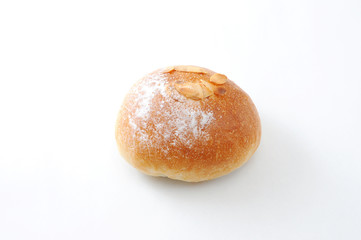 アーモンド チョコ パン 白背景