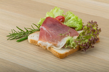 Prosciutto sandwich