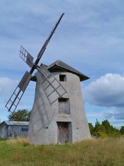 Fototapeta na wymiar Historic wind mill on the Swedish island faroe